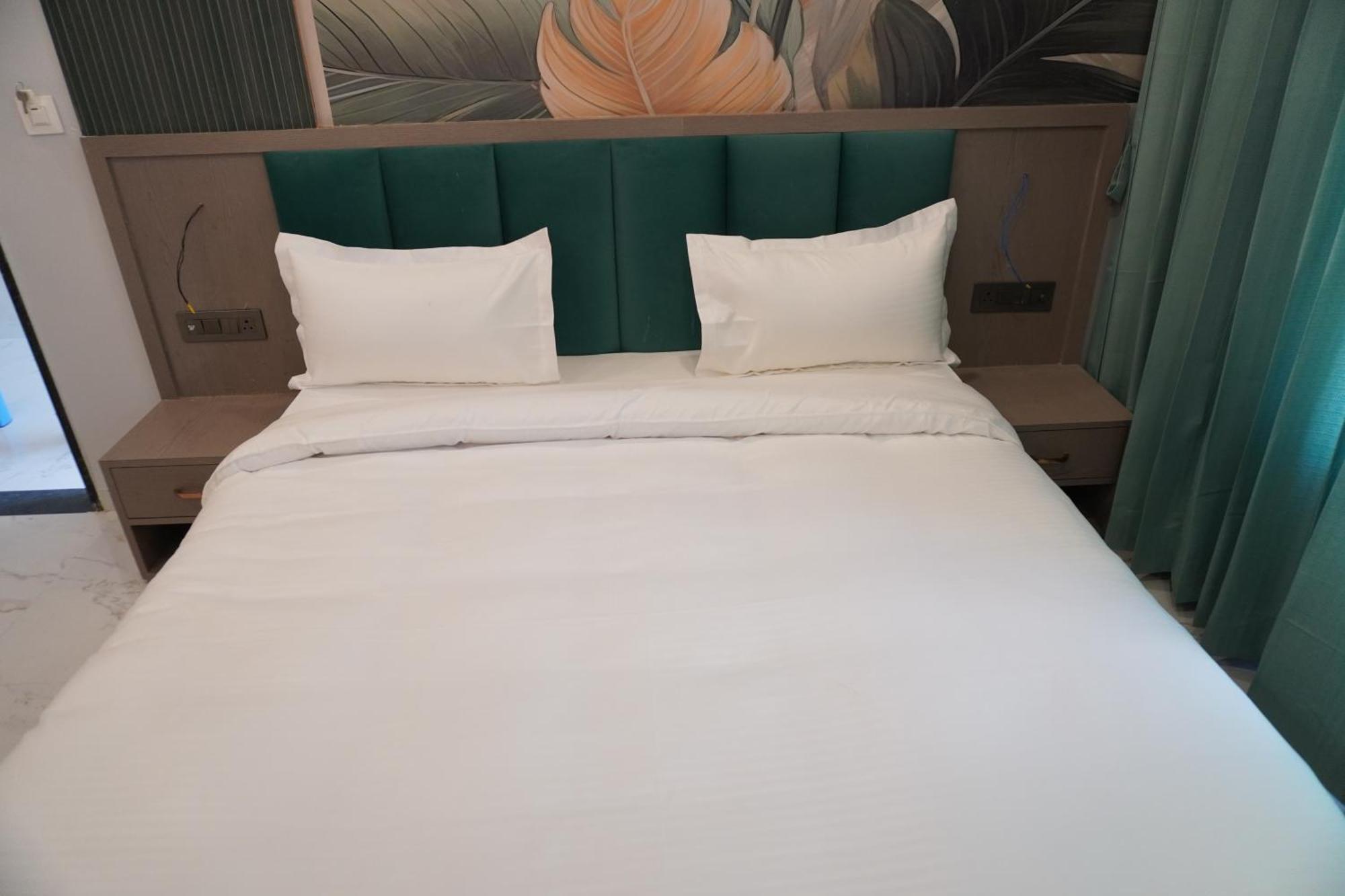 Hotel Heera Palace Khātu エクステリア 写真